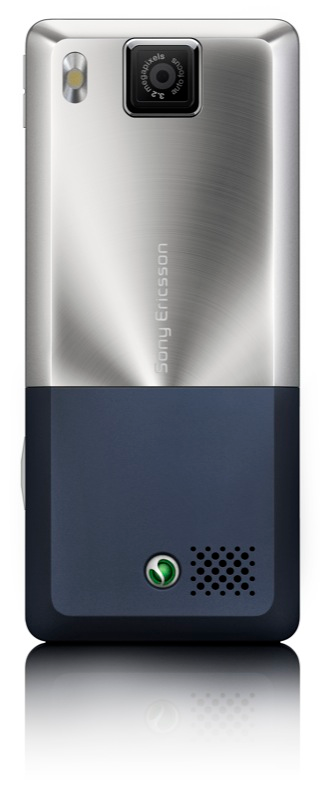 Illustration for article titled Sony Ericsson T650 Packs 3G, 3.2MP Camera Into a Slim Candybar